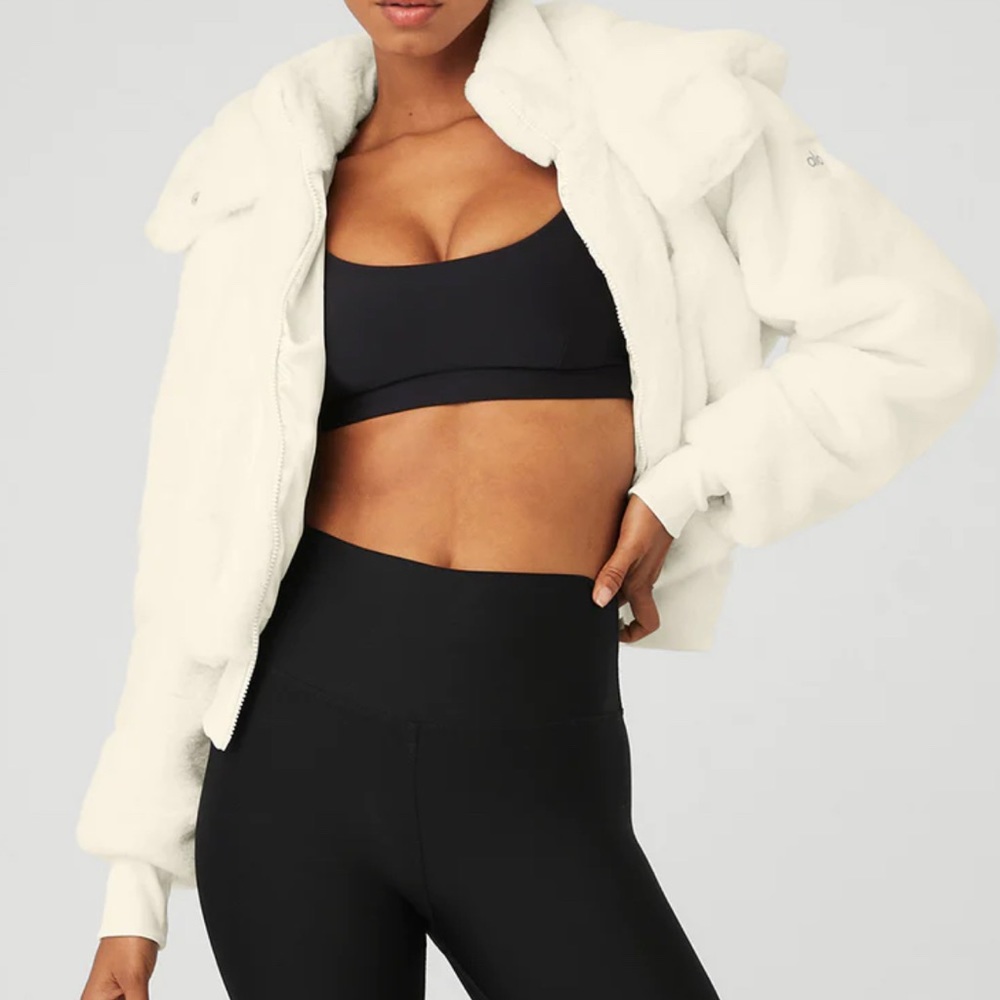 ALO faux fur ivory Small